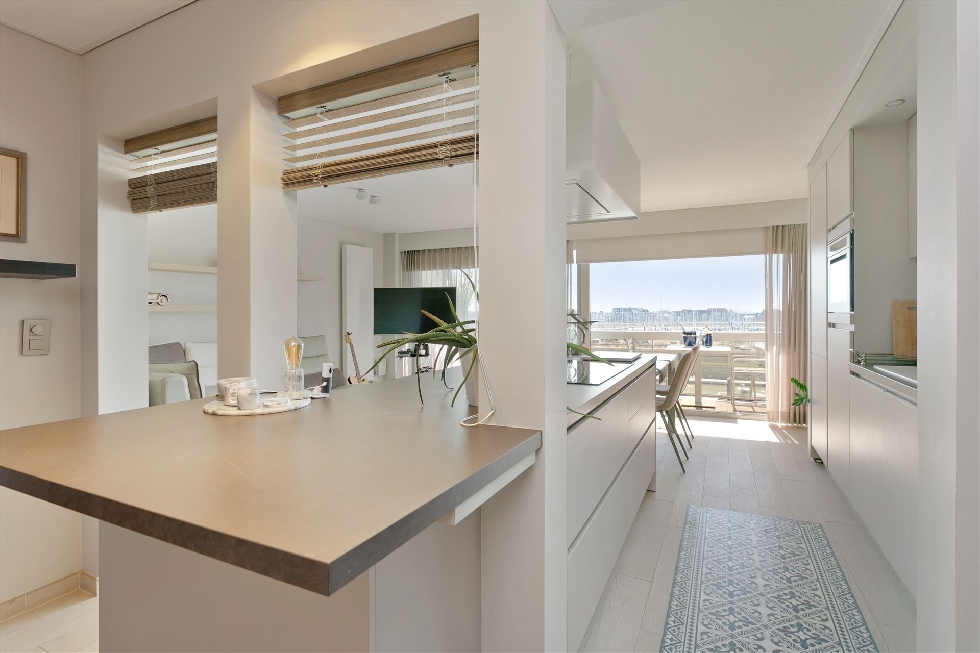 Click to switch