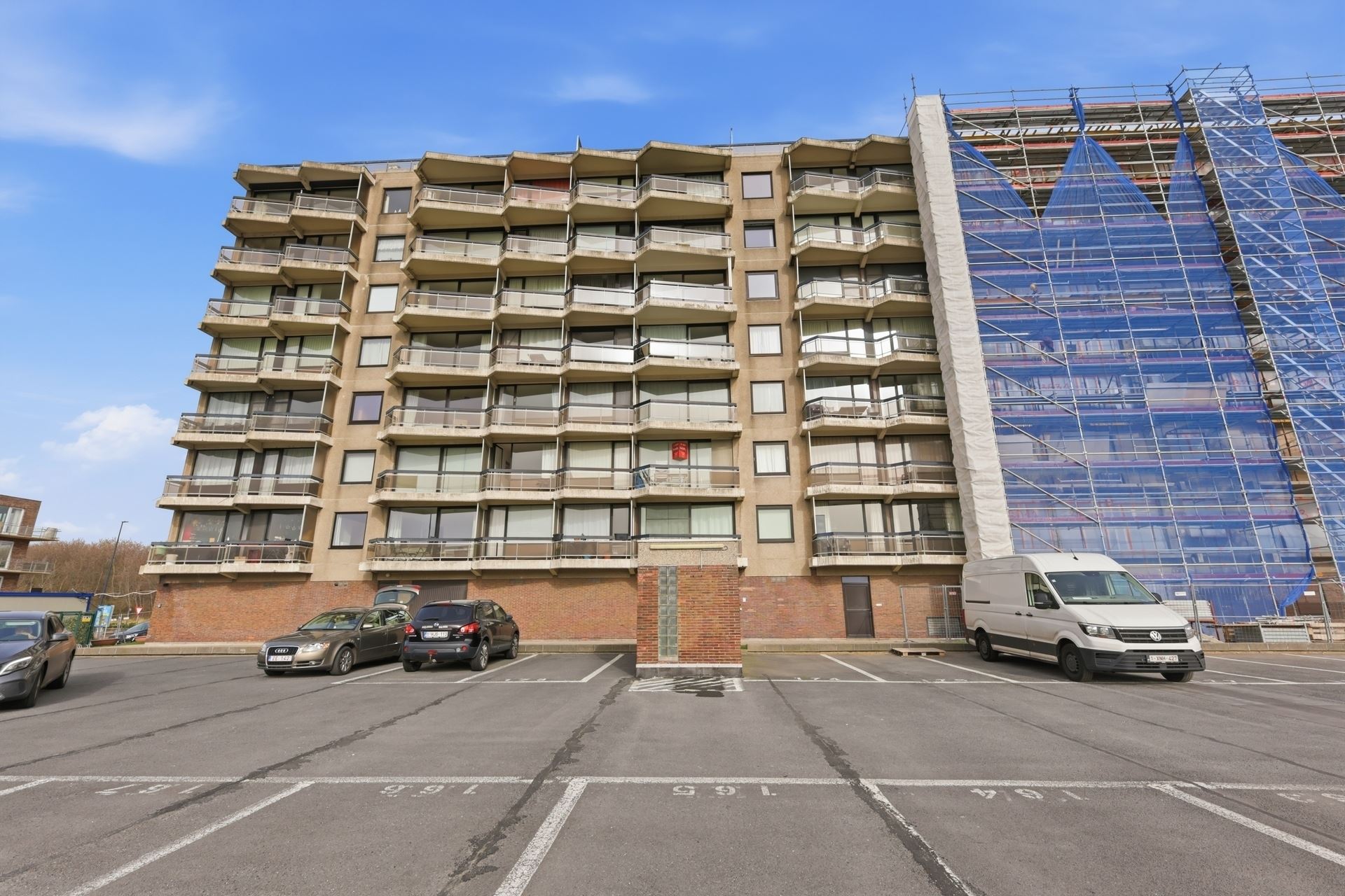 Click to switch