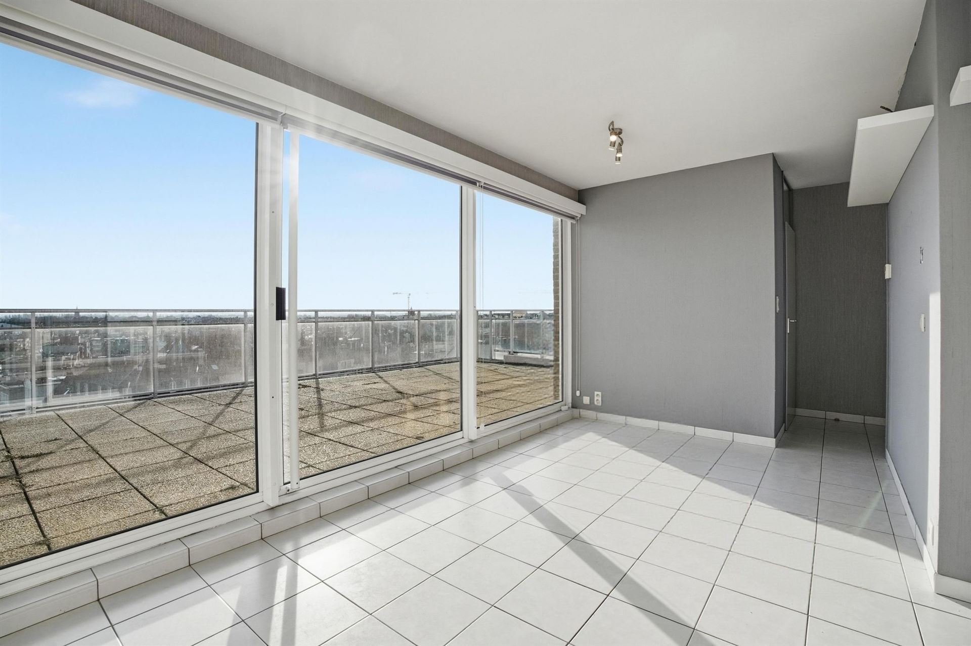 Click to switch